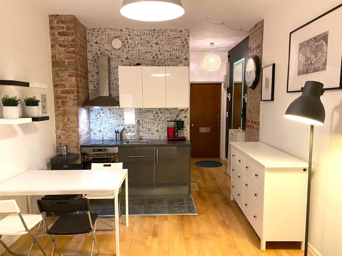 Cozy Gem In The Heart Of Design District Helsinki Exterior photo
